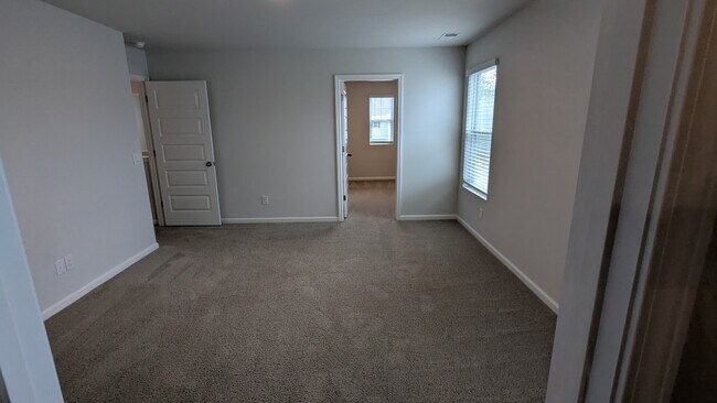 Building Photo - 415 Coconut Dr