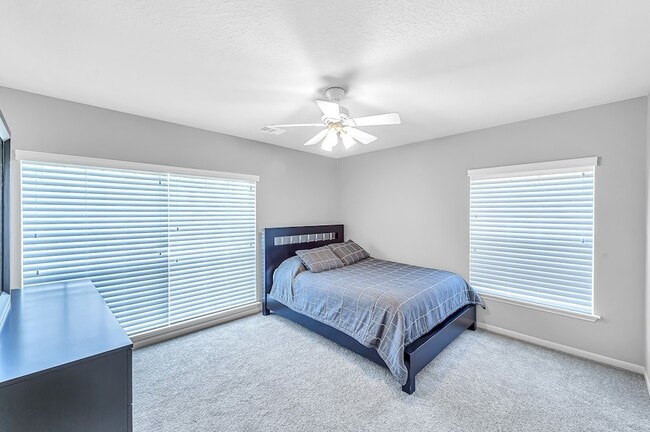 Building Photo - 23207 Willow Pond Pl