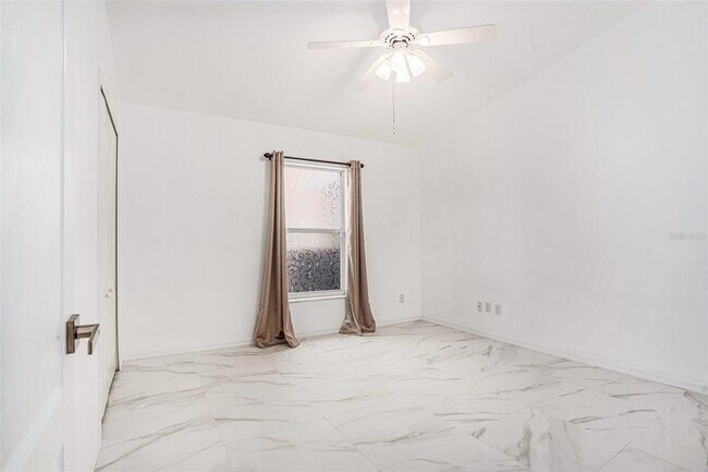 Building Photo - 15008 Arbor Hollow Dr