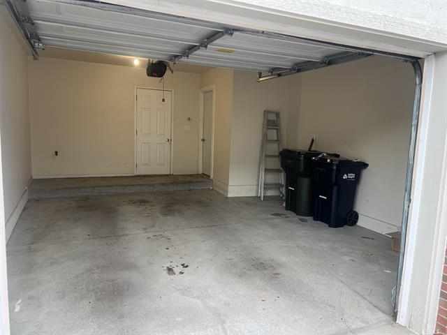 Garage - 13386 Forest Ridge Blvd