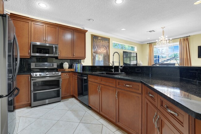 Building Photo - 468 Marbella Dr