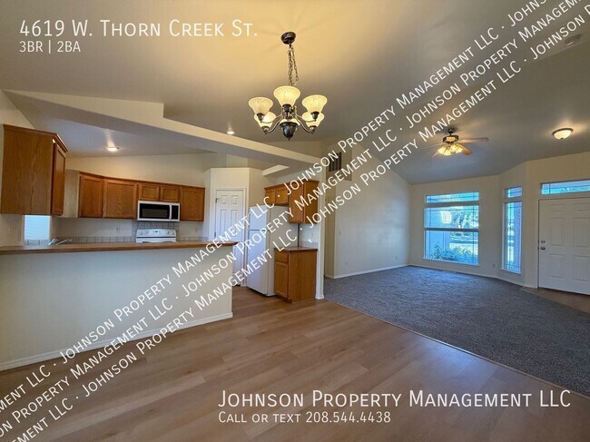 Building Photo - 4619 W Thorn Creek St