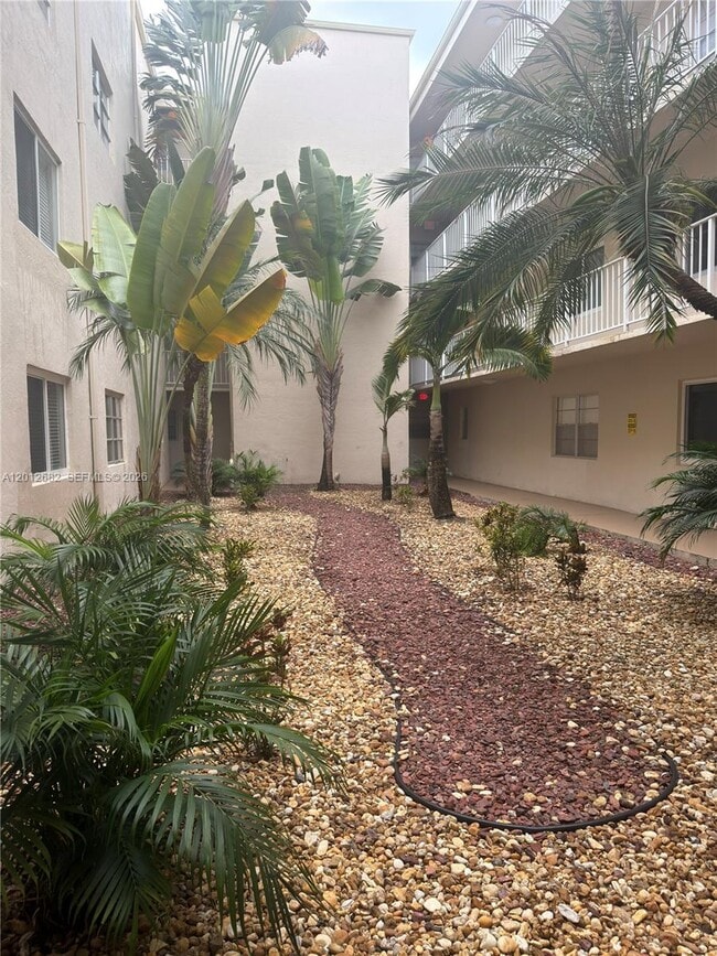 Building Photo - 7757 SW 86th St
