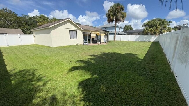 Building Photo - 1343 N Marcy Dr