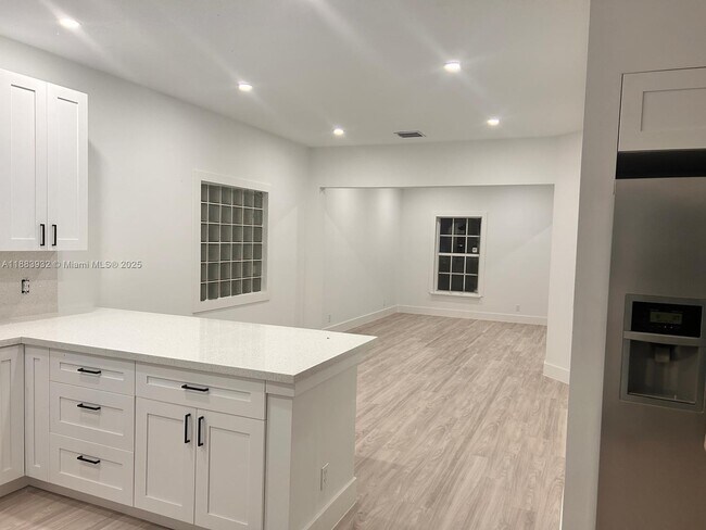 Building Photo - 11360 SW 20th St