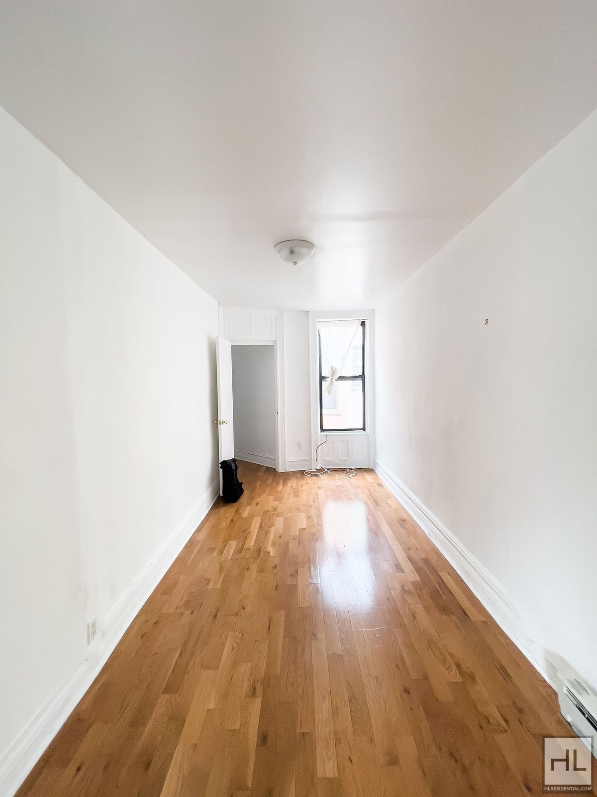 Building Photo - STARR STREET / Spacious Bushwick 2-Bed 1-Bath / Amazing Location