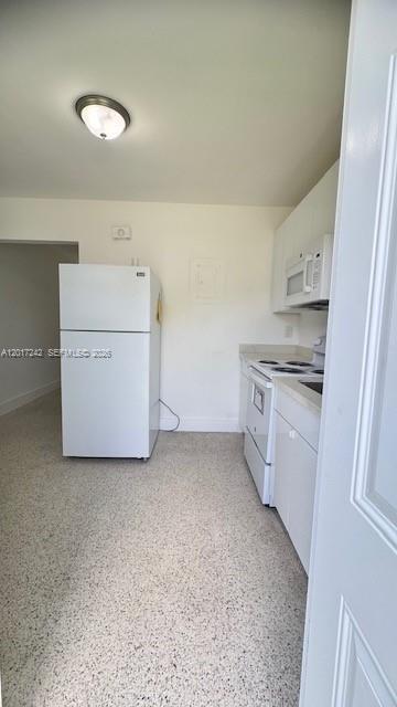 Building Photo - 3085 W Flagler St