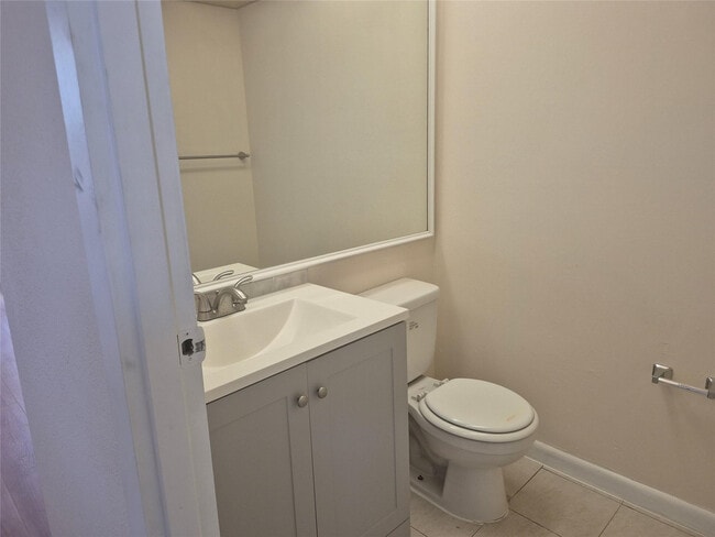 Building Photo - 278 Flanders F