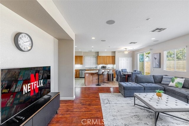 Building Photo - 16526 Braeburn Ln