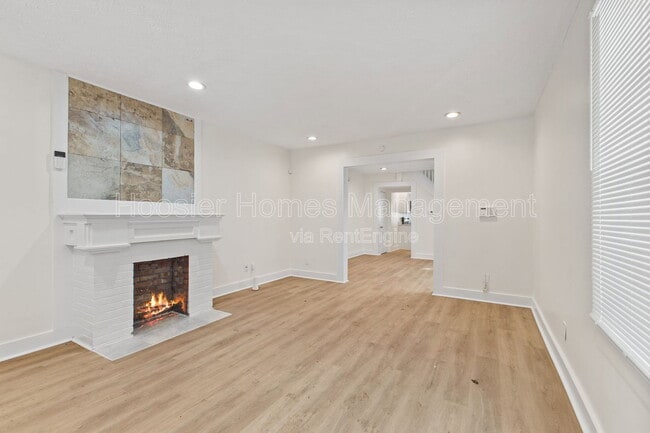 Building Photo - 2920 Ruckle St