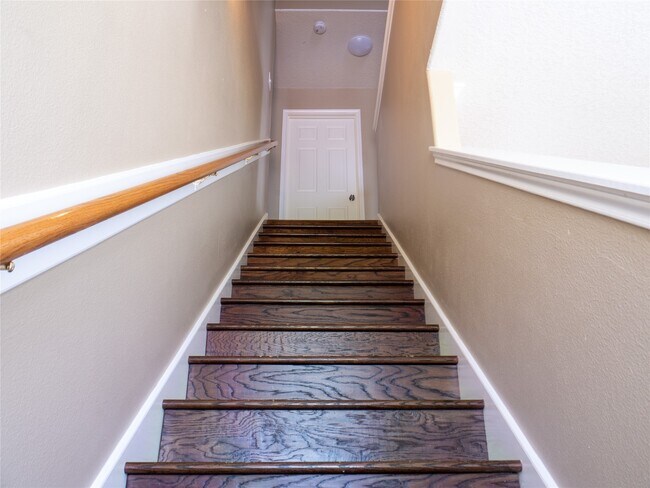 Building Photo - 22527 Goss Spring Ct