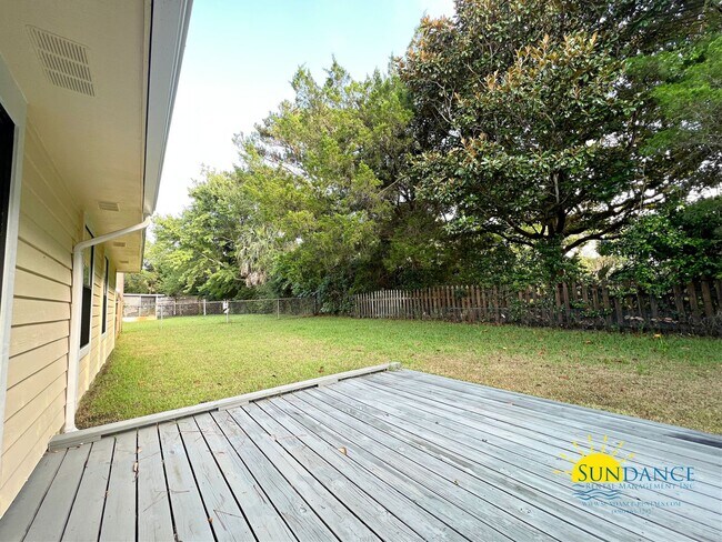 Building Photo - Great 3 bedroom family home in the heart of Destin!