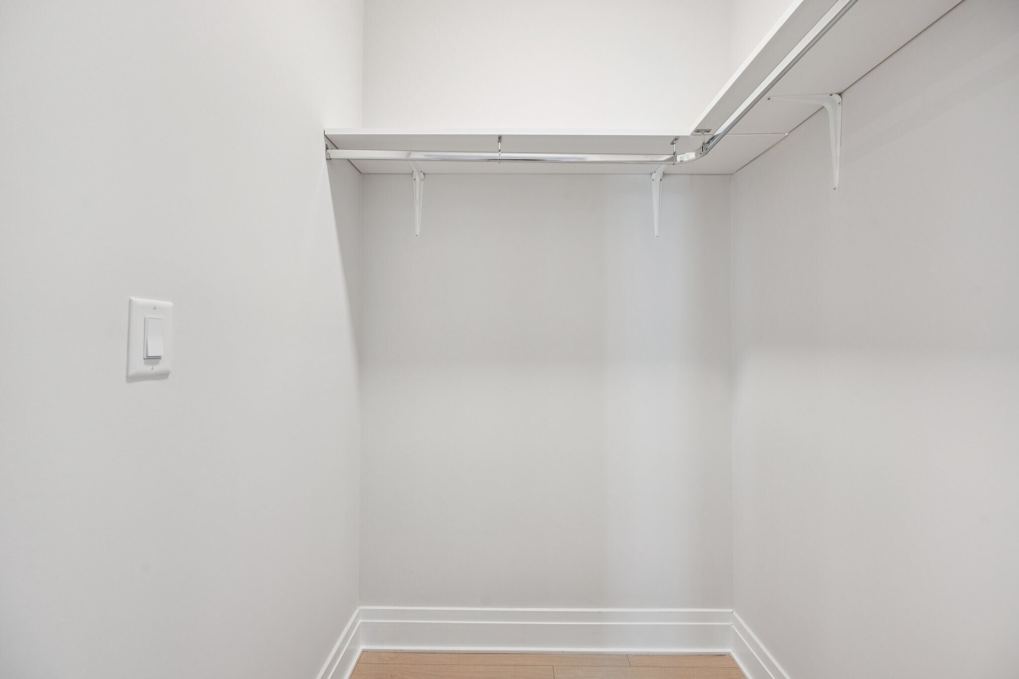 Building Photo - 900 11th St SE