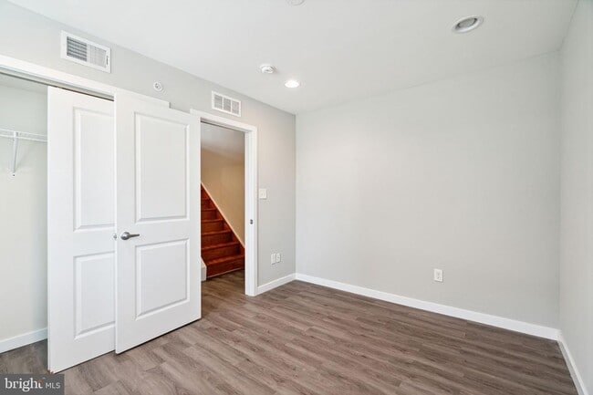 Building Photo - 1256 S 27th St