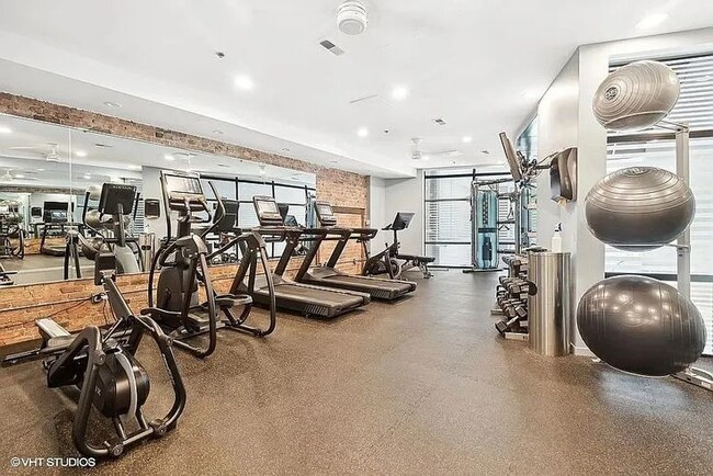 Fitness room in building - 616 W Fulton St