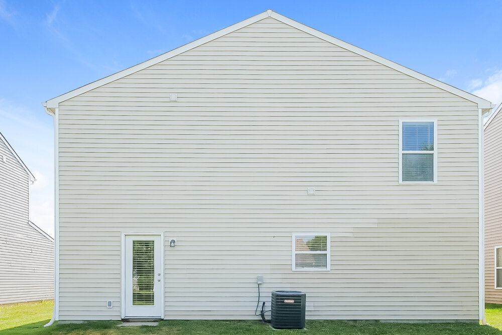 Building Photo - 10815 Grace Dr