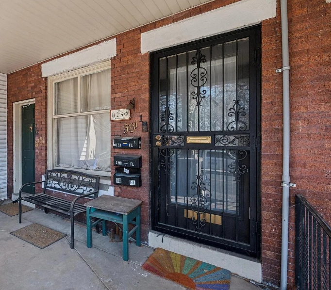 Building Photo - 5131 Pine St