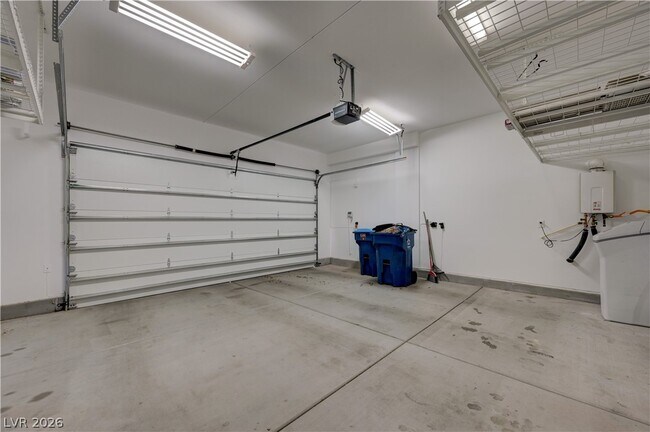 Building Photo - 6020 Langreo Ln