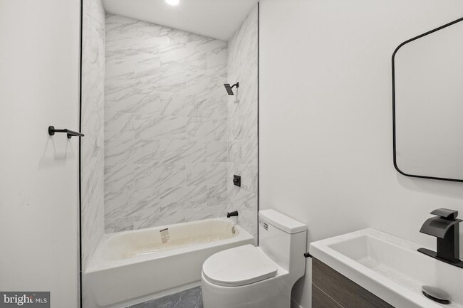 Building Photo - 3623 N 21st St