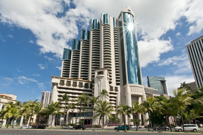 Building Photo - 2/2/2 Harbor and ocean view unit