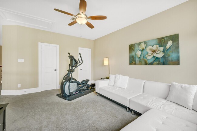 Building Photo - 28606 Rolling Ridge Dr