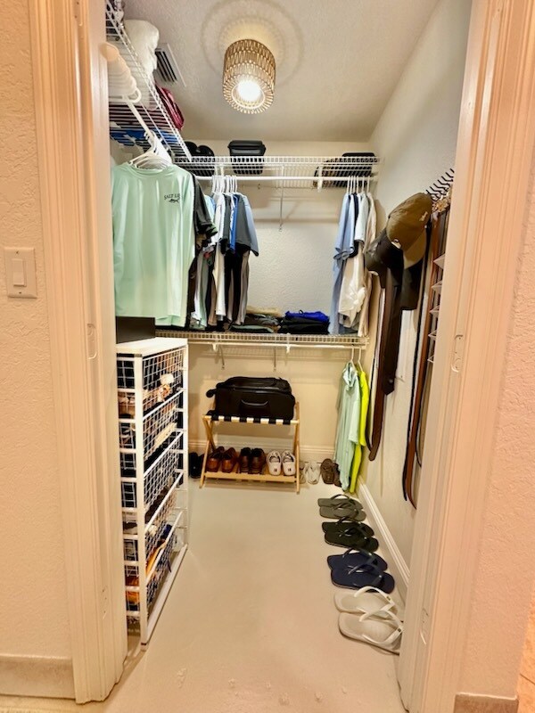 Building Photo - 181 Kel-Wen Cir