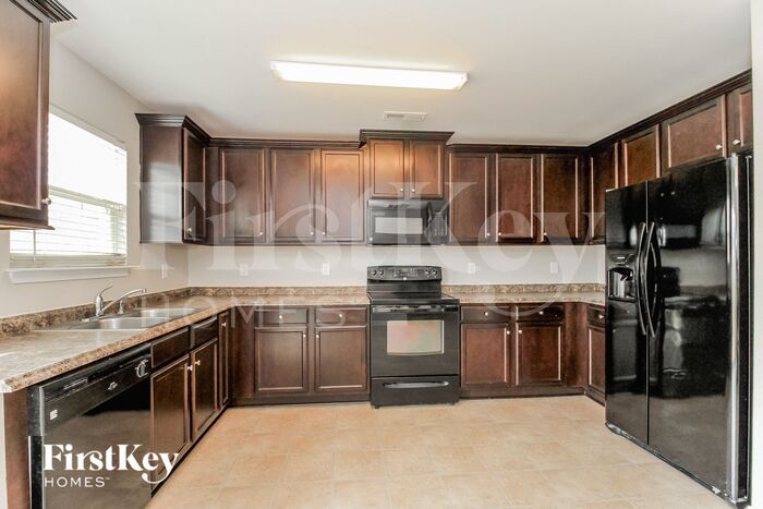 Building Photo - 1562 Welford Dr