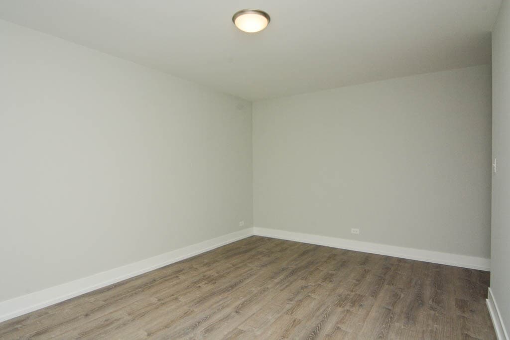 Building Photo - 1133 Maple Ave