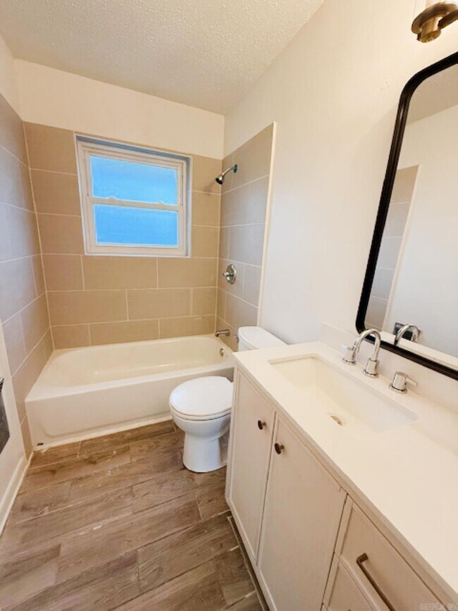 Building Photo - 9123 Tedburn Cir