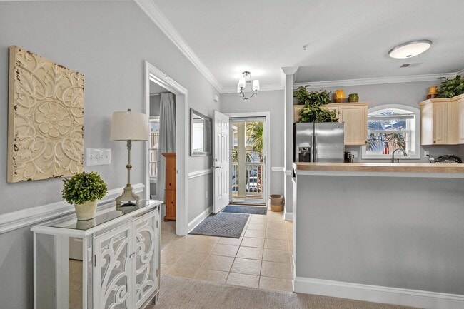 Building Photo - 4140 Hibiscus Dr