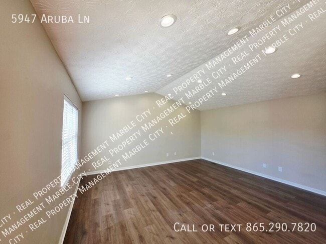Building Photo - 5947 Aruba Ln