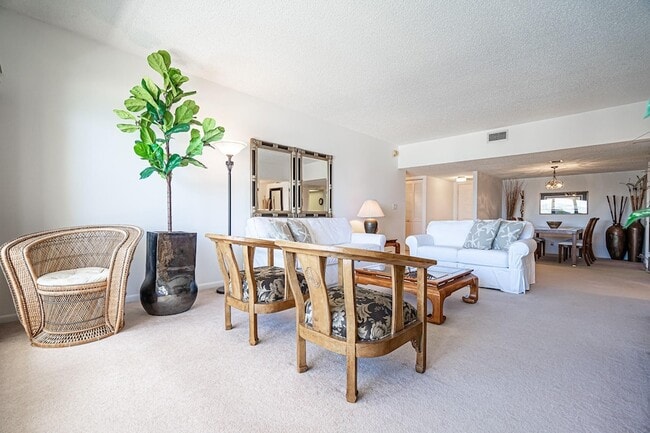 Building Photo - 5000 N Ocean Blvd