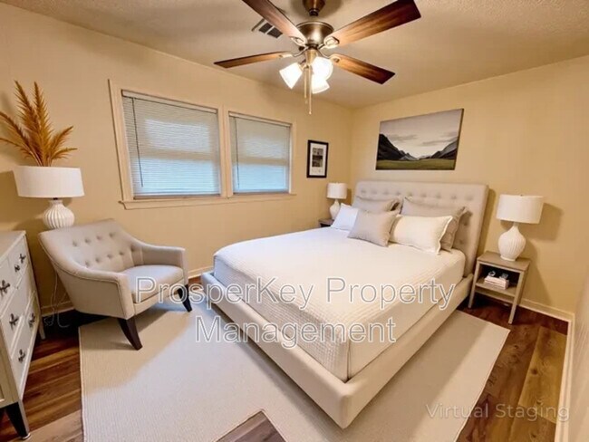 Building Photo - 748 Barrett Ave