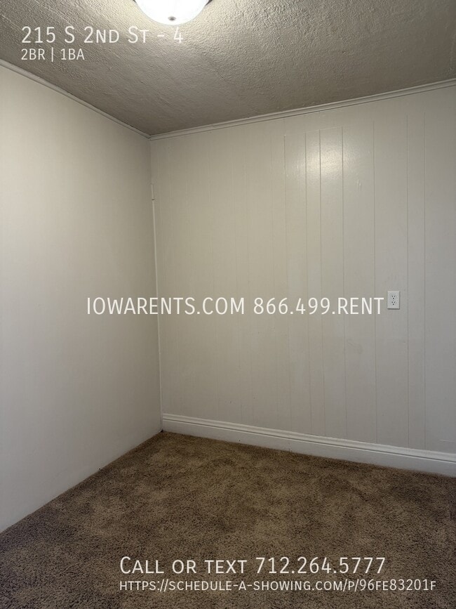 Building Photo - 215 S 2nd St