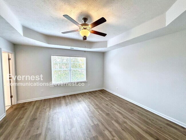 Building Photo - 347 Raines Ct
