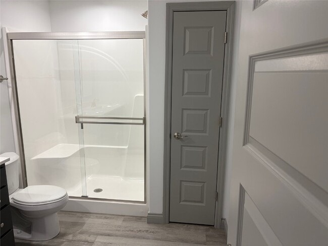 Building Photo - 28712 Woodland Heights Dr