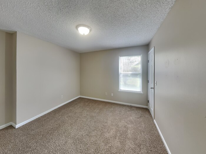 Building Photo - 315 Springfield Ct