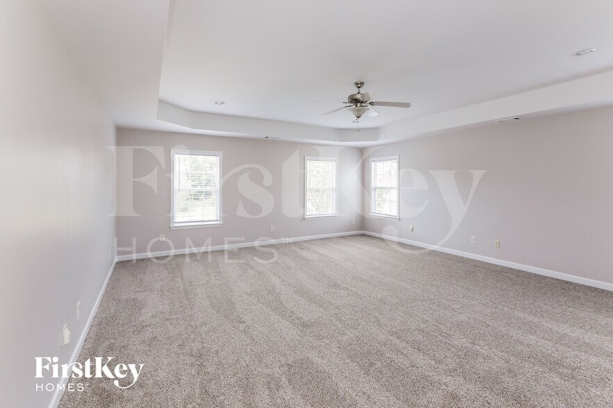 Building Photo - 2922 Blueberry Dr