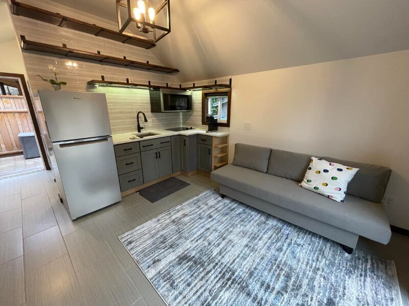 Building Photo - 10114 Dayton Ave N