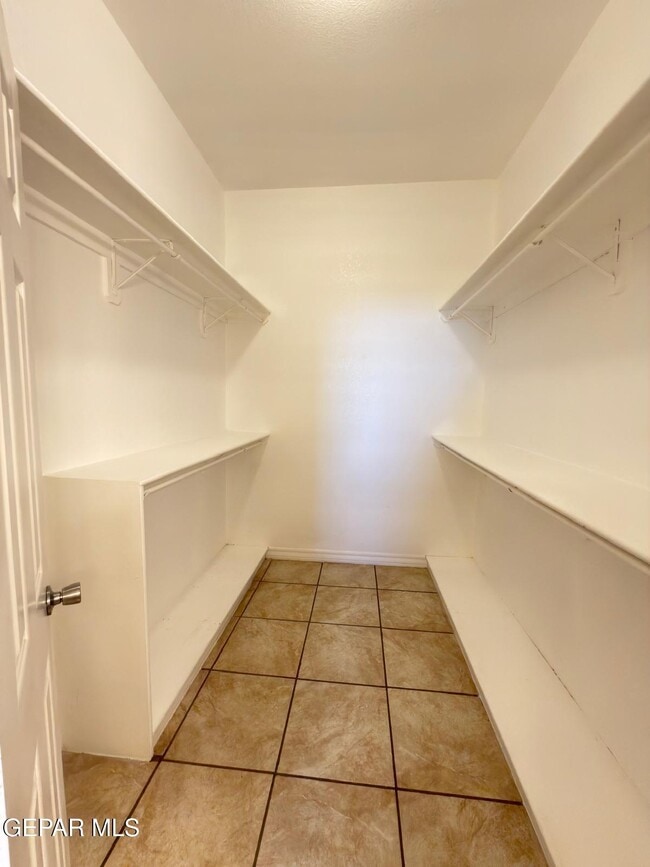 Building Photo - 5466 Buffalo Creek Dr