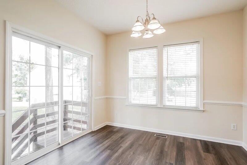 Building Photo - 508 Zircon Ln