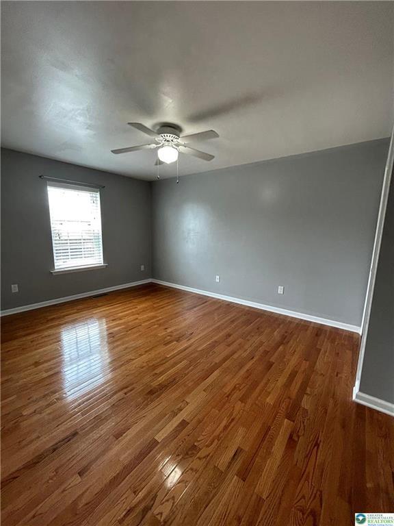 Building Photo - 2490 Chestnut Ln