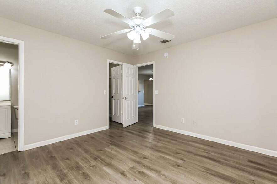 Building Photo - 416 S 13th Terrace