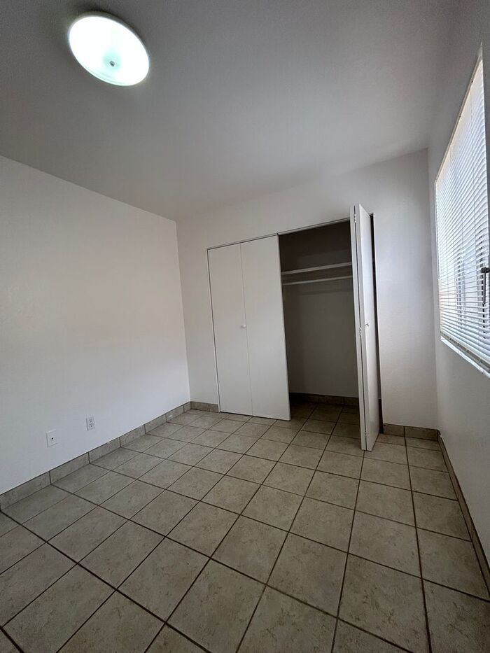 Building Photo - 2767 N Edith Blvd