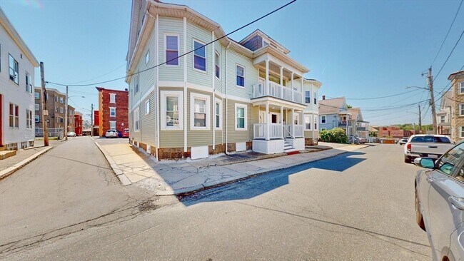 Building Photo - 5A Ropes St