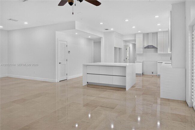Building Photo - 10425 SW 62nd St