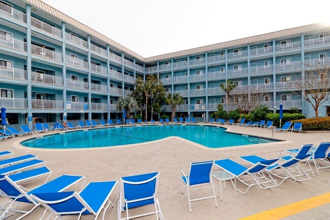 Building Photo - Furnished 2BR/2BA on Hilton Head - Hilton Head Resort Community - Available Now