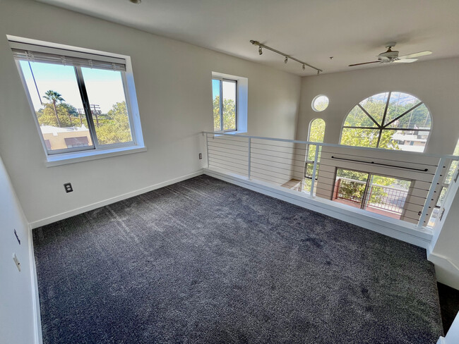 Loft - 350 N 2nd St