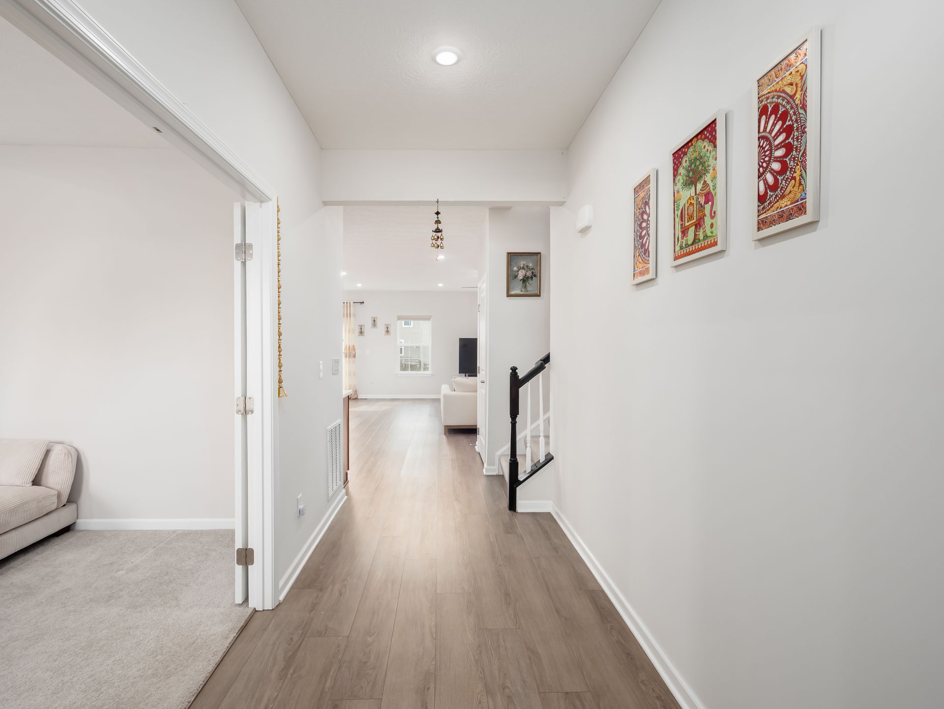 Building Photo - 128 Cameo Wds Dr