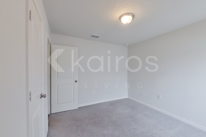 Building Photo - 80 Pheasant Dr